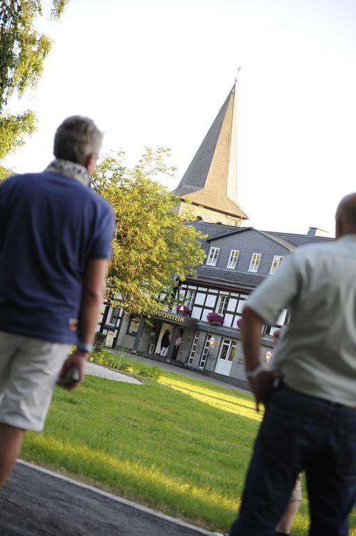 Landidyll Hotel Haus Hochstein Eslohe Bagian luar foto